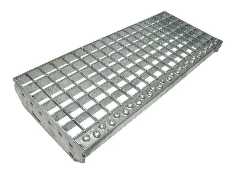Сварные ступени из решетчатого настила S235JR 600x240x30 мм DIN 24531-1